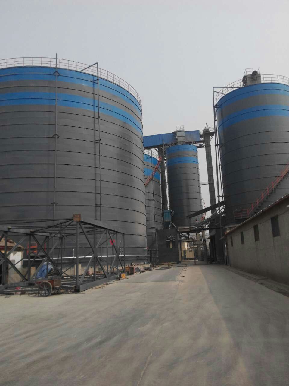 望花粉煤灰储存库基础怎么建造